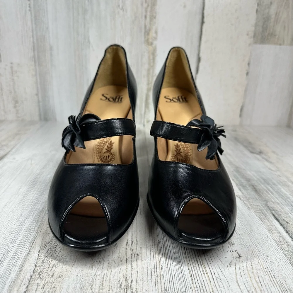 New Sofft Geva Black Leather Peep Toe Stacked Heel Mary Jane
